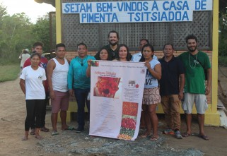 Intercâmbio entre povos indígenas Wai Wai e Baniwa sobre a cultura, produção e comercialização da pimenta em pó